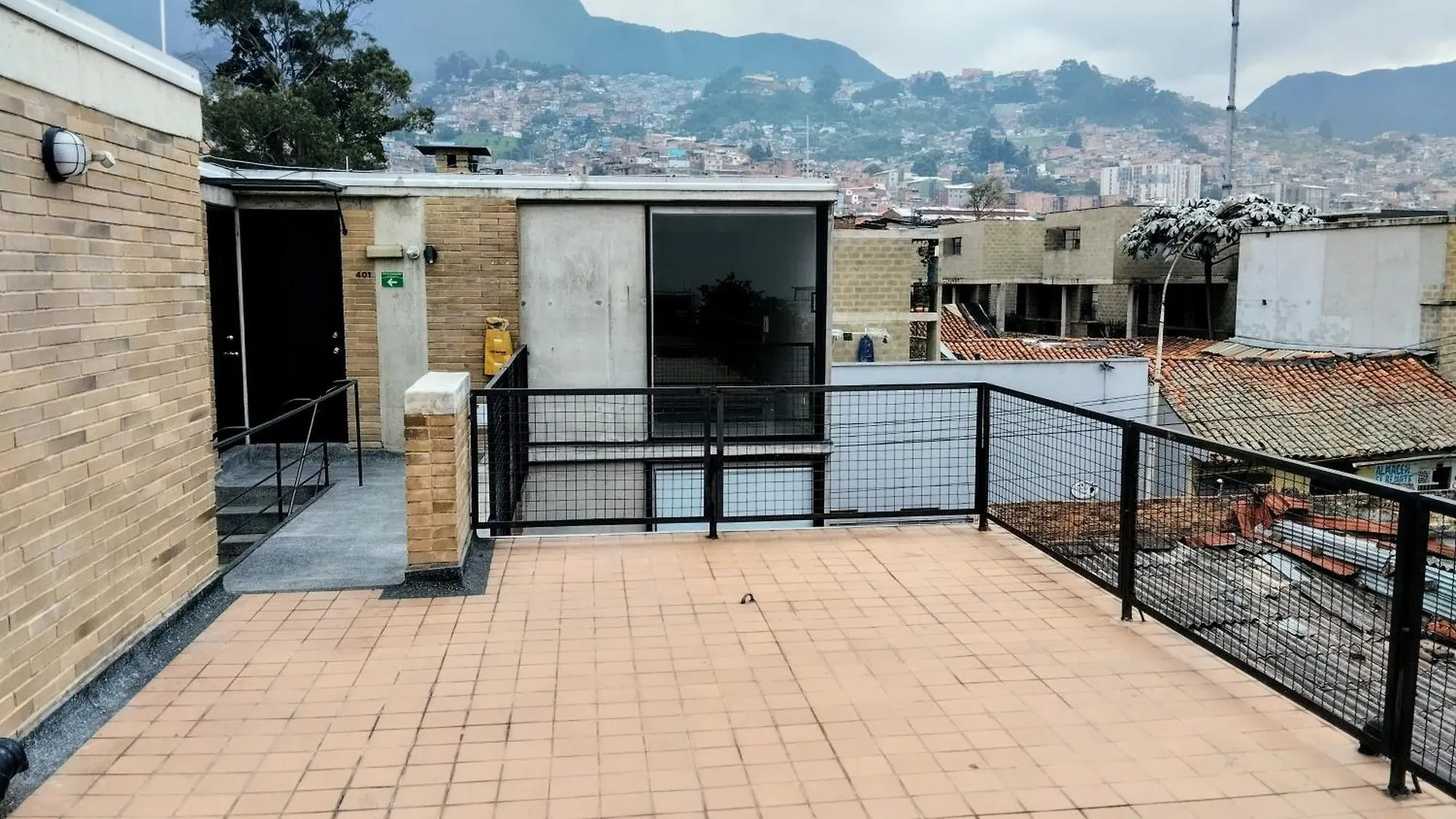 Comodo Loft Diseno Industrial Con Terraza Privada Bogotá 0*,  Colombia
